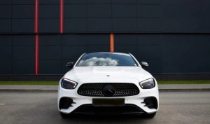 Mercedes E