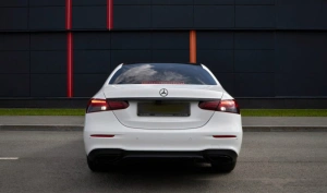 Mercedes E